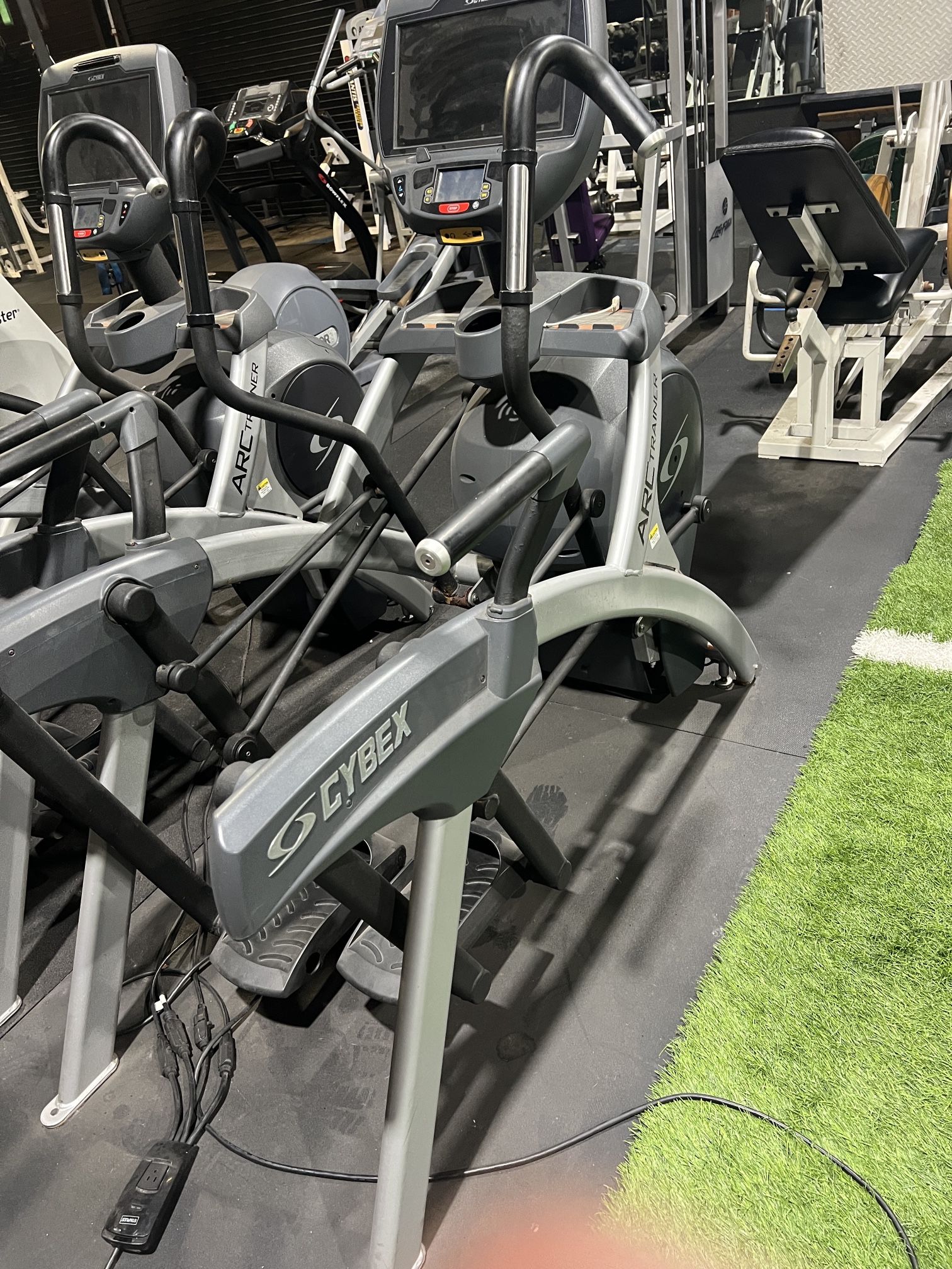 Elliptical Commercial Cybex 770 AT