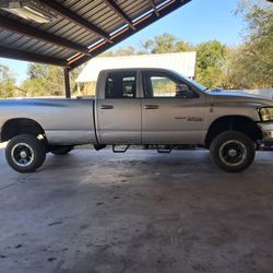 2006 Dodge Ram 2500 4x4 Big Horn Edition 4 Door  5.9L Cummins 