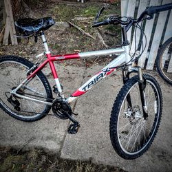 Triaix Mountain 26!In