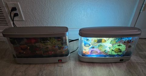 2 Realistic Moving Tropical Fish Aquarium Lamp - Soothing Night Light for Home, Bedroom, and Living Room Décor