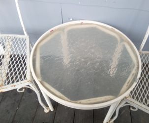 White Glass Table (Medium)