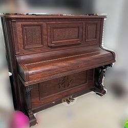 Cornish & co. Antique Piano