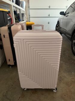Nine West Baby Pink Hardshell Suitcase — $40 — NEED GONE ASAP!