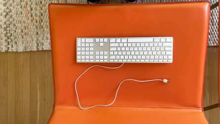 Apple Keyboard (USB Cable Attached)