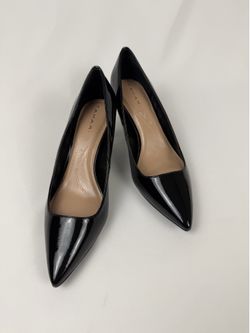 Tahari Black Patent Leather Pointed Toe Pumps-Size 7