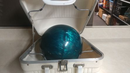 Bowling ball