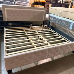 King bed frame new with LED 