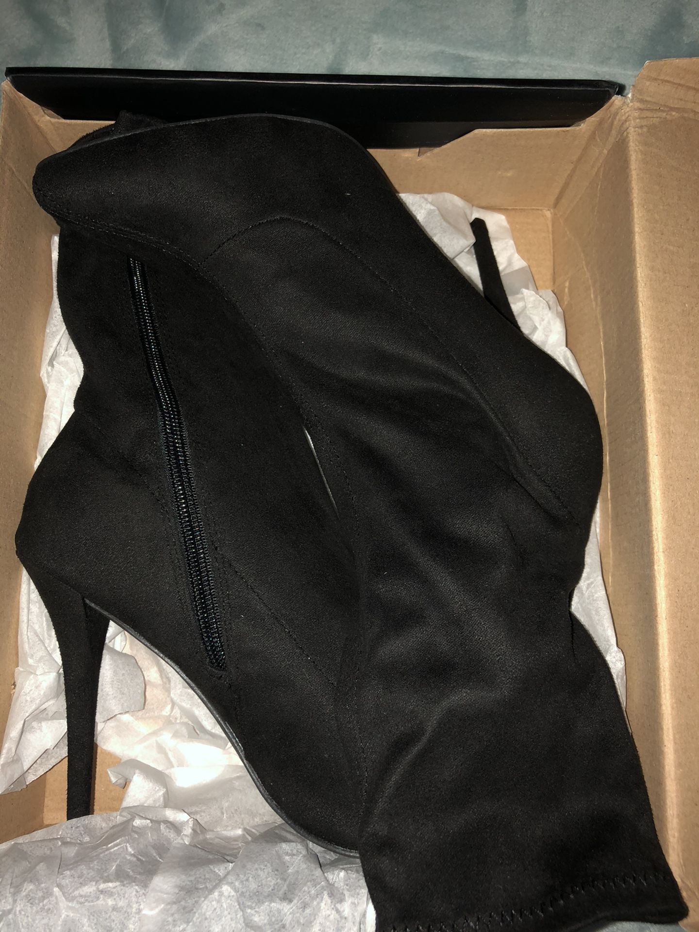 Black boot fashion knova heels