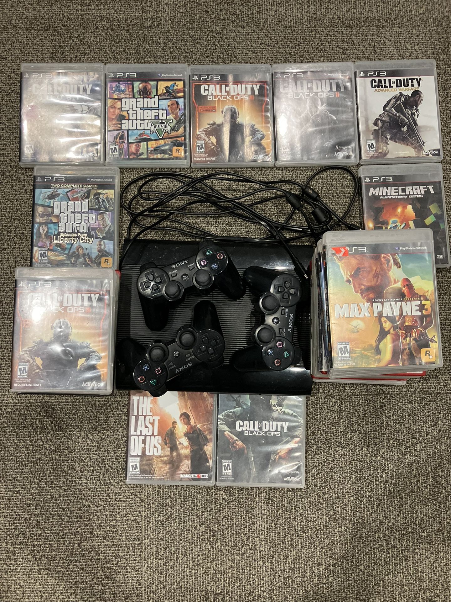 PS3 (28 Games, 3 Controllers)
