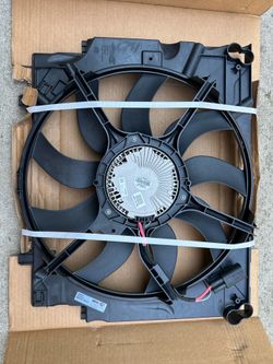 BMW radiator fan
