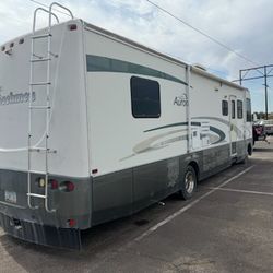 2001 Coachman RV 