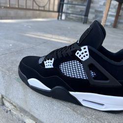 Jordan Retro 4 Men Size 7. 7.5. 8. 8.5. 9. 9.5. 10. 10.5. 11. 12. 13