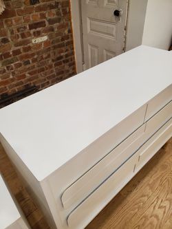 West Elm GEMINI 6 Drawer Dresser and Nightstands Set for Sale in Brooklyn,  NY - OfferUp