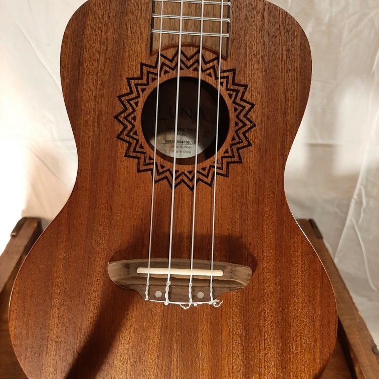 Luna Ukelele Brand New In Box Tuner Cord Chart