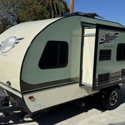 2016 Forest River R Pod Slide Out Clean ! 