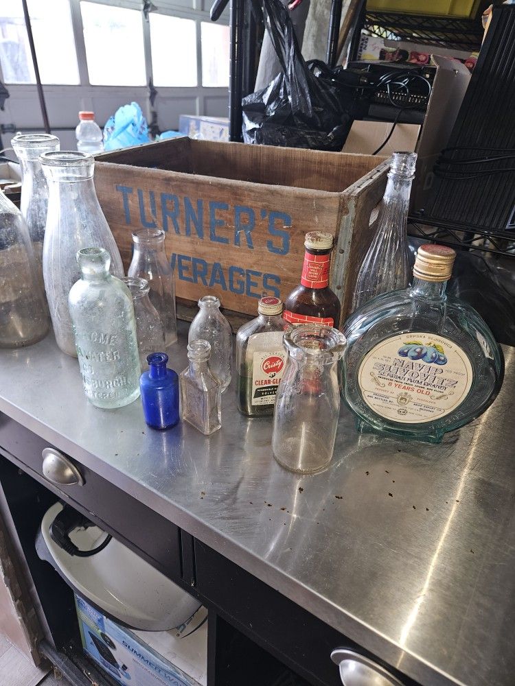 Vintage Glass & Wooden Crate Lot Heinz Turners Otto Hinds Acme Bards Magic Yeast Owens & More