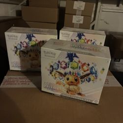 Pokemon Prismatic Evolutions ETB