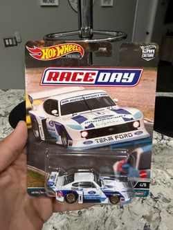 Hot Wheels Race Day Ford Capri Gr.5 White Blue 1:64 Diecast Real Riders