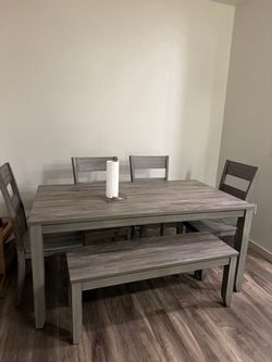 Dining table, purchased less than a year ago. Brand new
