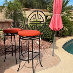 Set of 2 Outdoor wrought Iron Barstools with Cushions – Excellent Condition