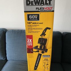 DEWALT FLEXVOLT  BRUSHLESS CHAINSAW  ( No Battery No Charger )