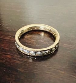 14K Solid Gold Wedding Band CUBIC ZIRCONIUM STONES  3.6Gr Size 9
