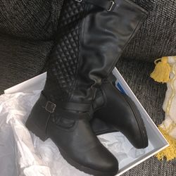 Black SIZE 12 Women’s Fall/winter boots