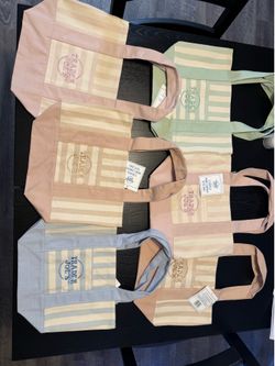 *NEW* Trader Joe’s Mini Tote Bags