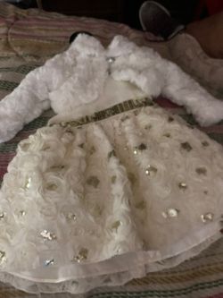 White and gold rose dress with furry vest size 3 moths