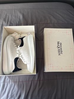 Alexander McQueen Oversized Sneakers White Black