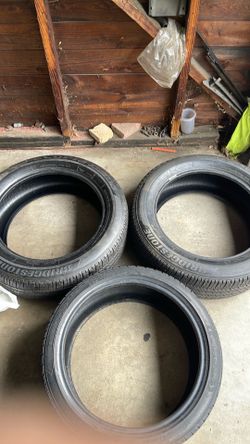 225 55 18 set tires Bridgestone 18 inch wheels