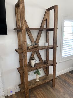 Living Room Shelf 