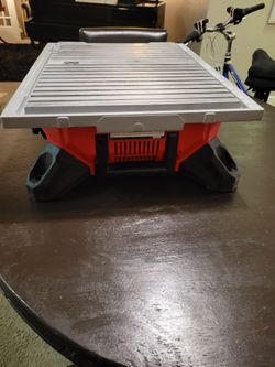 Tile saw