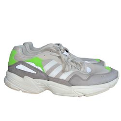 Adidas originals sneaker size US 13 Men green/gray pre-owned gently used with some scuffs 
