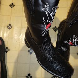Monopoly Boots Size 11