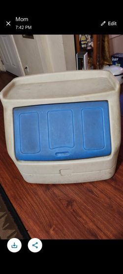 TOY BOX