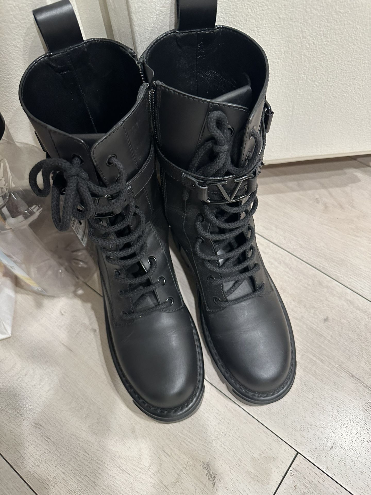 original Valentino 7 1/2