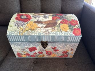 Small Storage Trunk with Handles