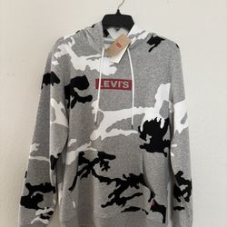 Levi’s Camo Hoodie Men’s Size Small