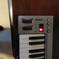 Acorn Masterkey 49 USB KEYBOARD 