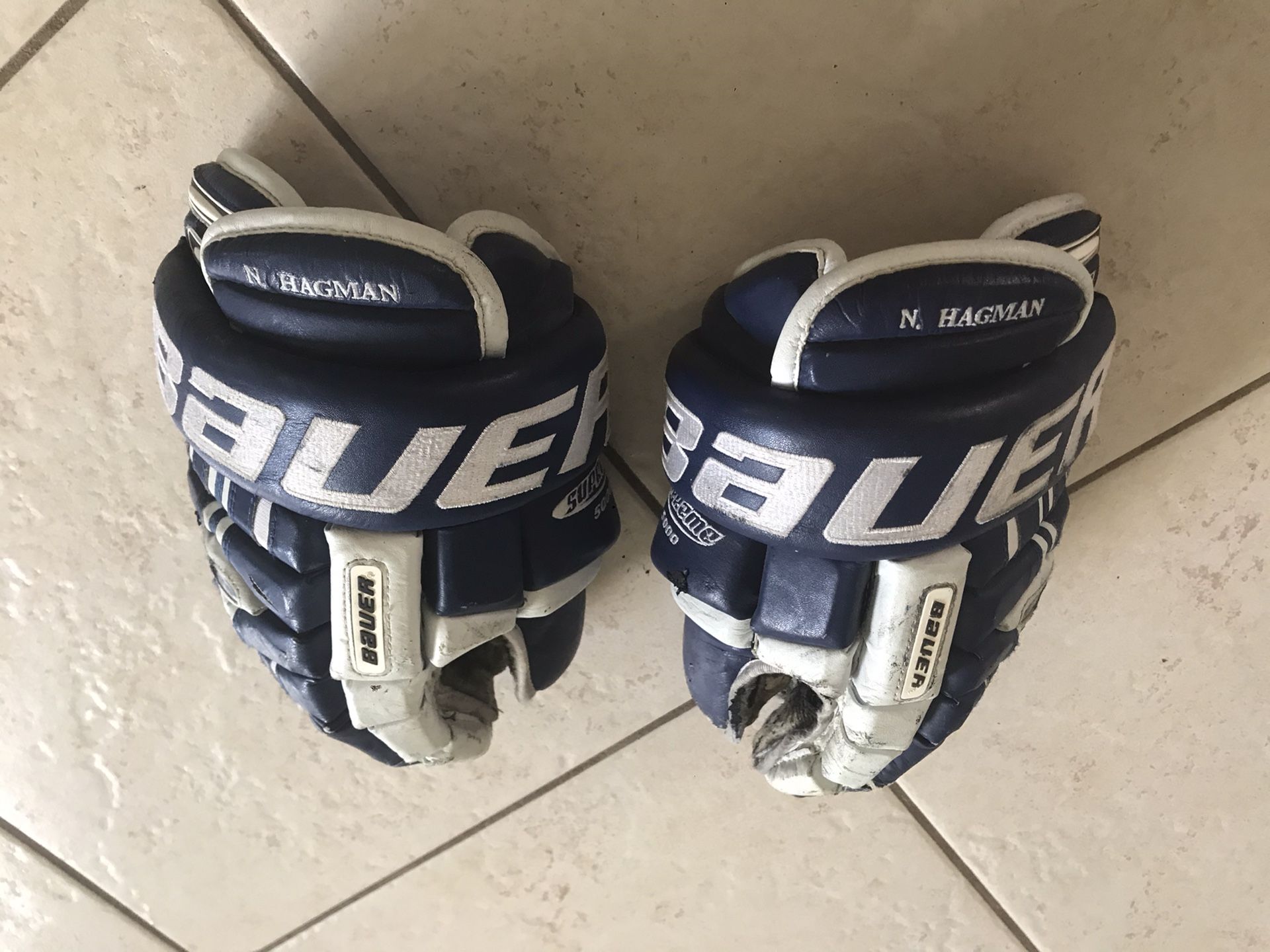 Hockey Gloves