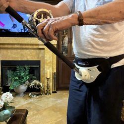 Deep Sea Fishing Pole With Penn Reel And Salt striker Belt 