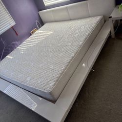 King Size Bed Frame With Mattress 