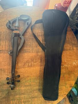 Sojing Electric Violin good shape is missing the bow