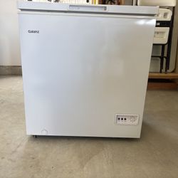 Galanz Chest Freezer