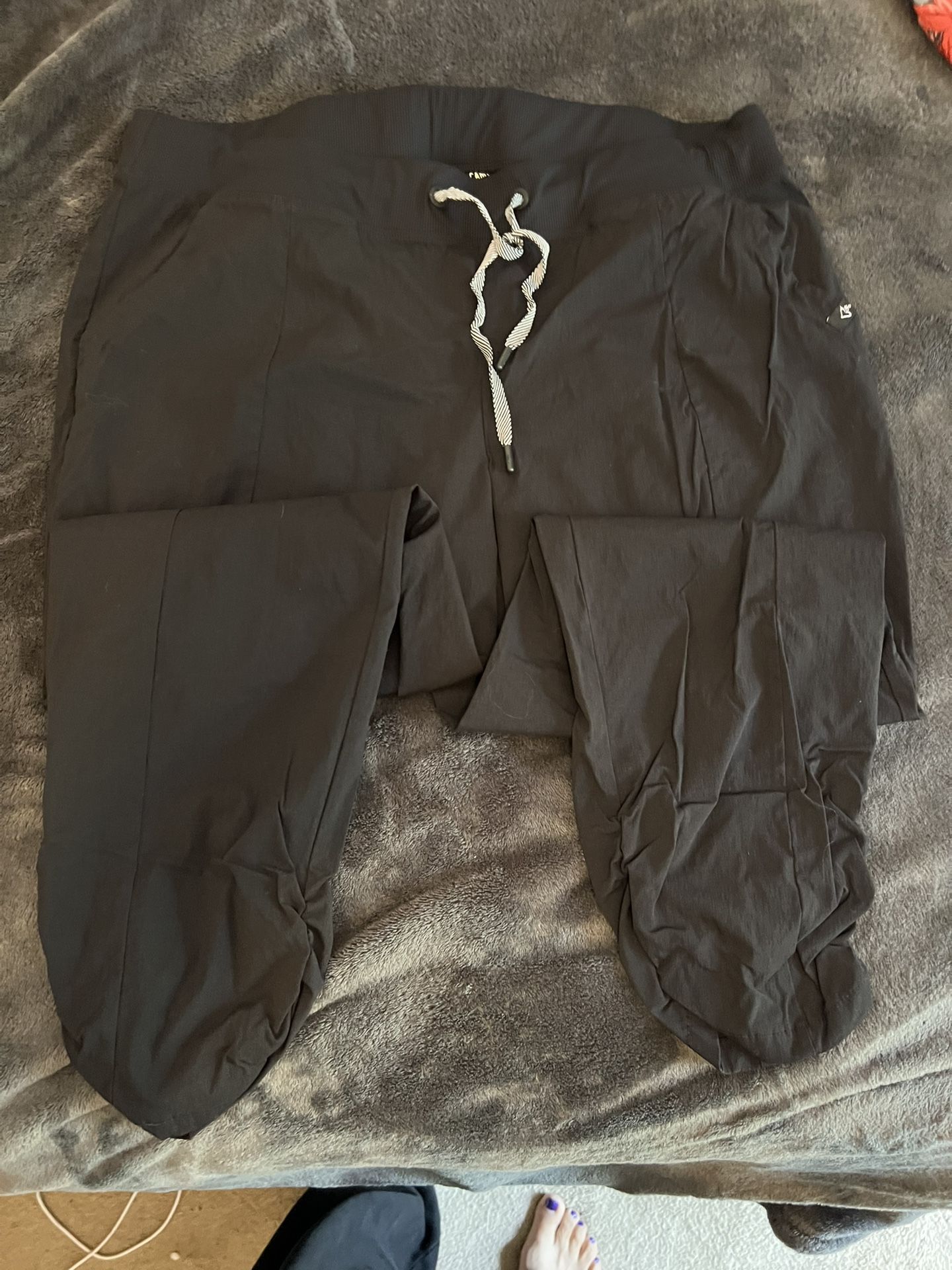 Torrid Capri Joggers