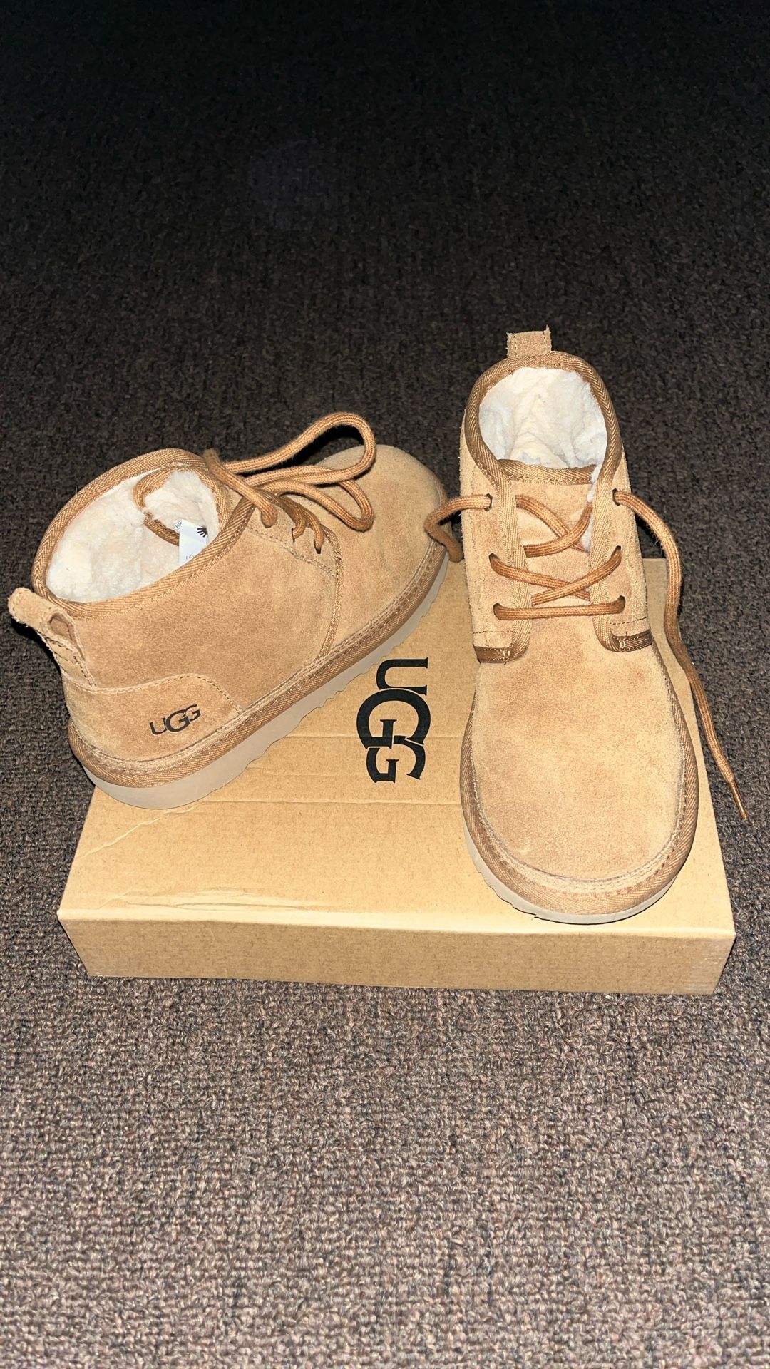Ugg Neumel