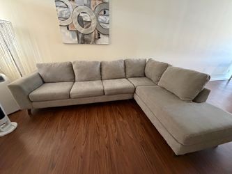 Living spaces sectional sofá