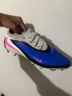 Nike phantom 6 size 9