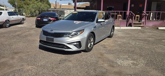 2019 KIA Optima